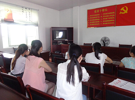 C:\Users\ZY\Desktop\团市委网站材料\力青春之行\1.jpg